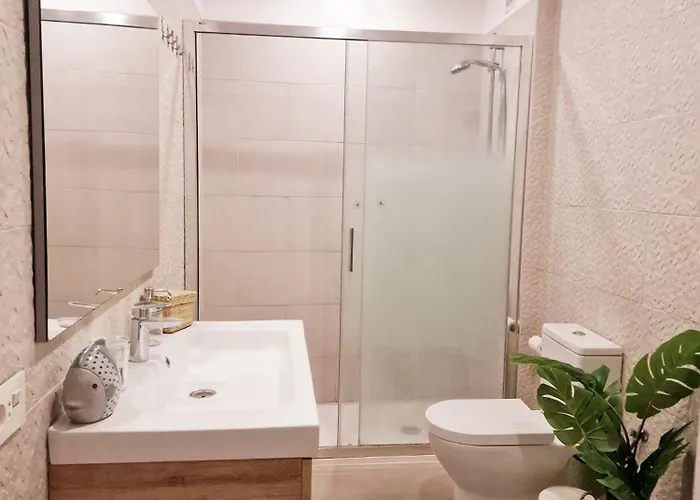 Julia's Center Garachico (Tenerife)